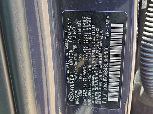 Certified 2025 Hyundai Kona SEL AWD/4WD image 35