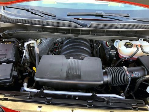 Used 2024 Chevrolet Tahoe Z71 w/ Z71 Off-Road Package image 33