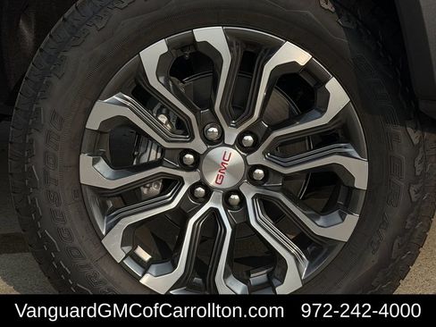 New 2026 GMC Canyon Denali AWD/4WD image 9