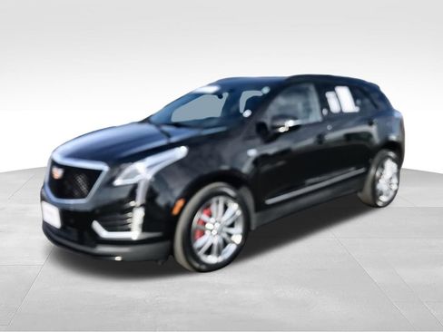 Used 2024 Cadillac XT5 Sportv w/ LPO, Floor Liner Package AWD/4WD image 4