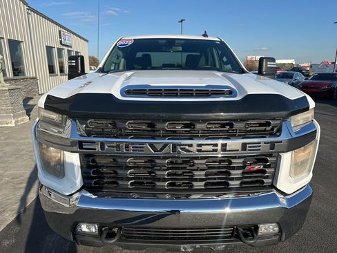 Used 2022 Chevrolet Silverado 2500 LT w/ Convenience Package AWD/4WD image 3