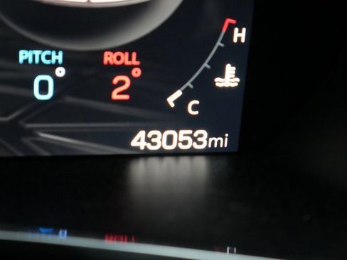 Used 2023 GMC Canyon Denali w/ Denali Black Edition image 10