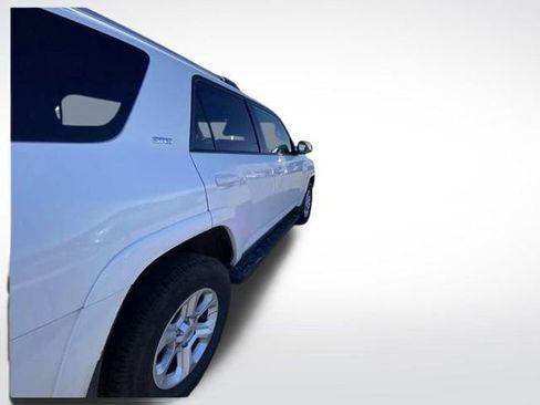 Used 2024 Toyota 4Runner SR5 Premium image 9