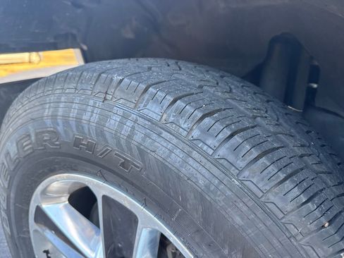 Used 2020 Jeep Wrangler Unlimited Sahara image 34