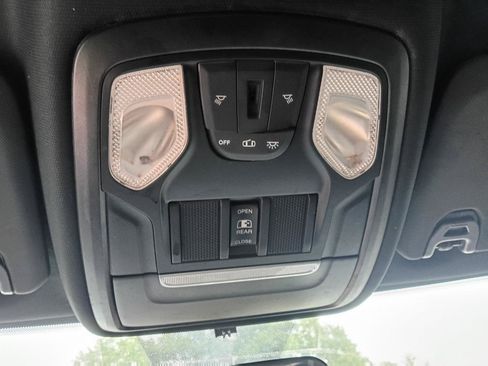 Used 2022 RAM 3500 Tradesman AWD/4WD image 13