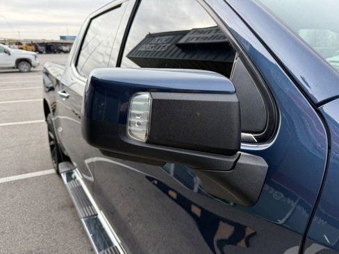 Used 2019 Chevrolet Silverado 1500 High Country image 22