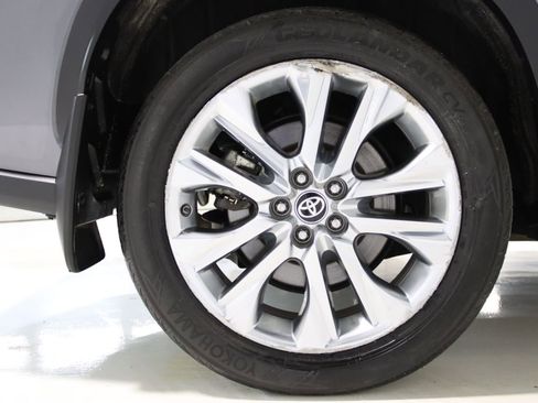 Used 2021 Toyota Highlander Limited image 74