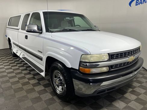 Used 2000 Chevrolet Silverado 2500 LS RWD image 8