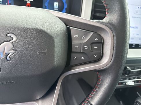 Used 2025 Ford Bronco Heritage Edition AWD/4WD image 25