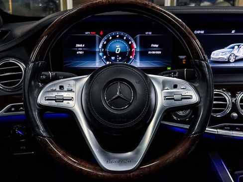 Used 2018 Mercedes-Benz Maybach S 560 4MATIC image 28