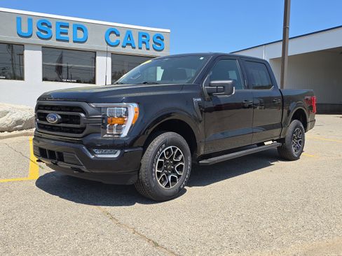 Certified 2022 Ford F150 XLT w/ Equipment Group 302A High image 2