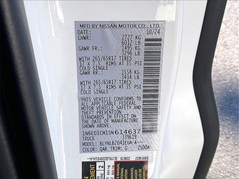 Used 2025 Nissan Frontier SV image 29