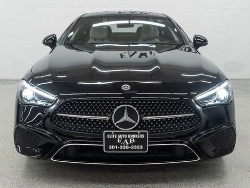 Used 2025 Mercedes-Benz CLE 300 4MATIC Coupe image 3