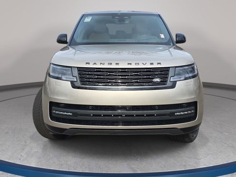 New 2026 Land Rover Range Rover Long Wheelbase SE AWD/4WD image 2