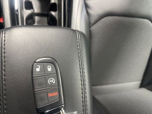 New 2026 Jeep Compass Latitude AWD/4WD image 17