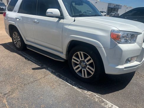 Used 2013 Toyota 4Runner Limited RWD image 10