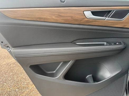 New 2026 Volkswagen Atlas SE FWD image 19