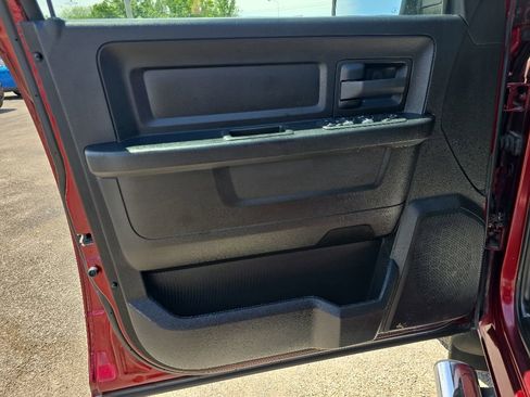 Used 2020 RAM 1500 Express w/ Express Value Package AWD/4WD image 15