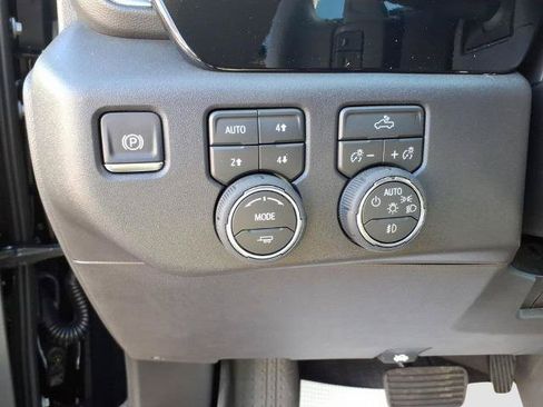 New 2026 Chevrolet Silverado 1500 RST w/ Convenience Package II AWD/4WD image 18