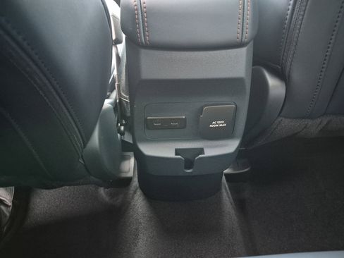 New 2025 Ford Maverick Lariat w/ 4K Tow Package image 19