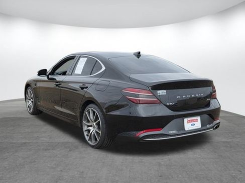Used 2023 Genesis G70 2.0T image 6