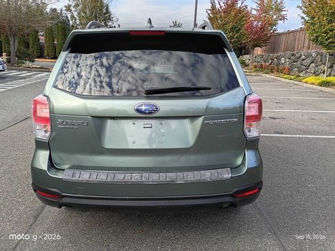 Used 2018 Subaru Forester 2.5i Premium w/ All-Weather Package AWD/4WD image 4