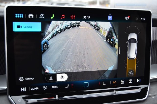 New 2026 Volkswagen Tiguan SE R-Line AWD/4WD image 14