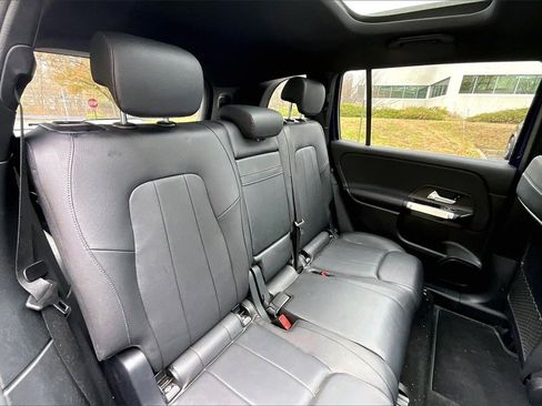Certified 2021 Mercedes-Benz GLB 250 4MATIC image 29