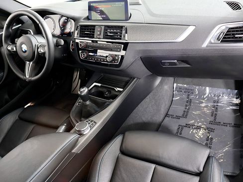 Used 2018 BMW M2 image 24