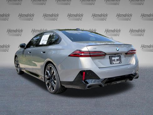 New 2027 BMW 540i xDrive AWD/4WD image 9