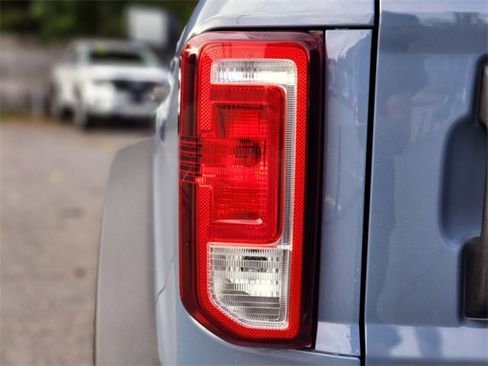 New 2025 Ford Bronco Big Bend w/ Black Diamond Package image 9