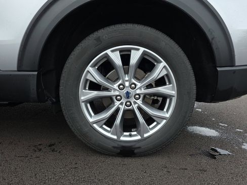 Used 2023 Ford Explorer Limited w/ Equipment Group 301A image 19