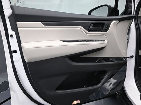 New 2026 Honda Odyssey EX-L image 3