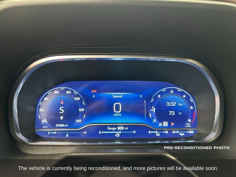 Used 2023 Chevrolet Suburban High Country image 20