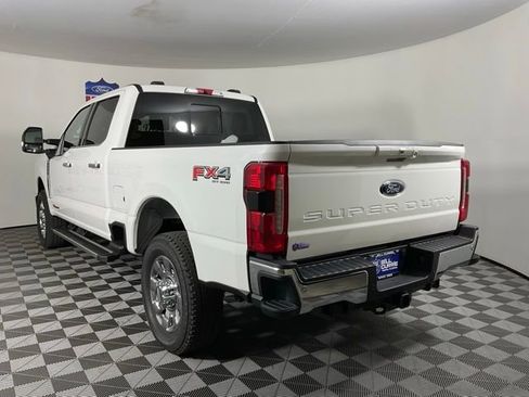 New 2025 Ford F250 Lariat w/ Chrome Package image 5