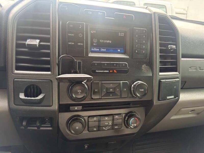 Used 2017 Ford F350 XL w/ Power Equipment Group AWD/4WD image 13