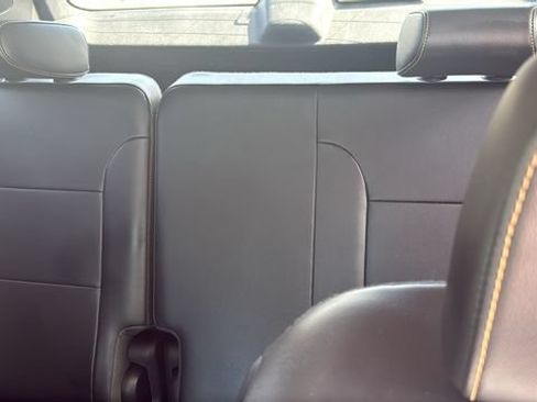 Used 2018 Chevrolet Traverse LT w/ LPO, Floor Liner Package FWD image 25
