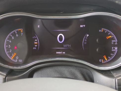 Used 2019 Jeep Grand Cherokee Laredo w/ Laredo X Package RWD image 33