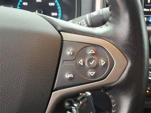 Used 2020 Chevrolet Colorado Z71 image 17