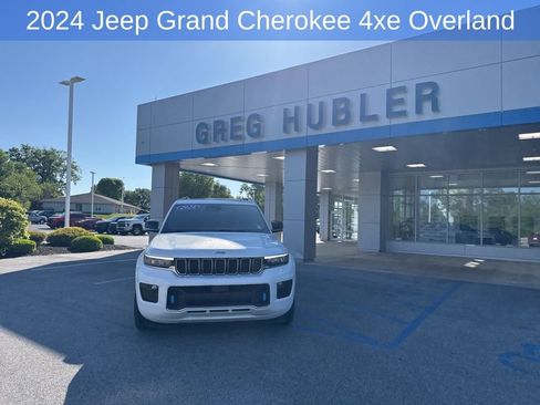 Used 2024 Jeep Grand Cherokee Overland w/ Luxury Tech Group IV AWD/4WD image 2