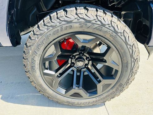 Used 2024 RAM 1500 Laramie image 39