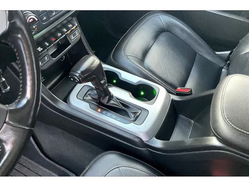 Used 2019 Chevrolet Colorado LT w/ Colorado RST Special Edition image 17