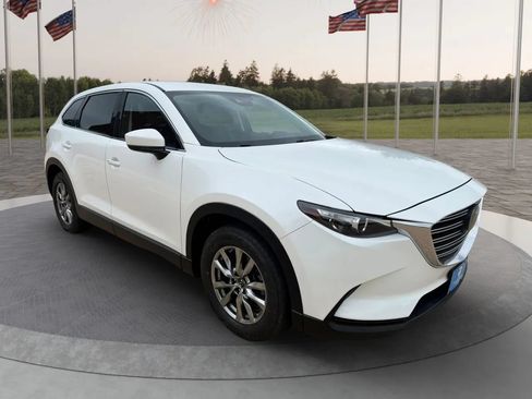 Used 2018 MAZDA CX-9 Touring AWD/4WD image 10