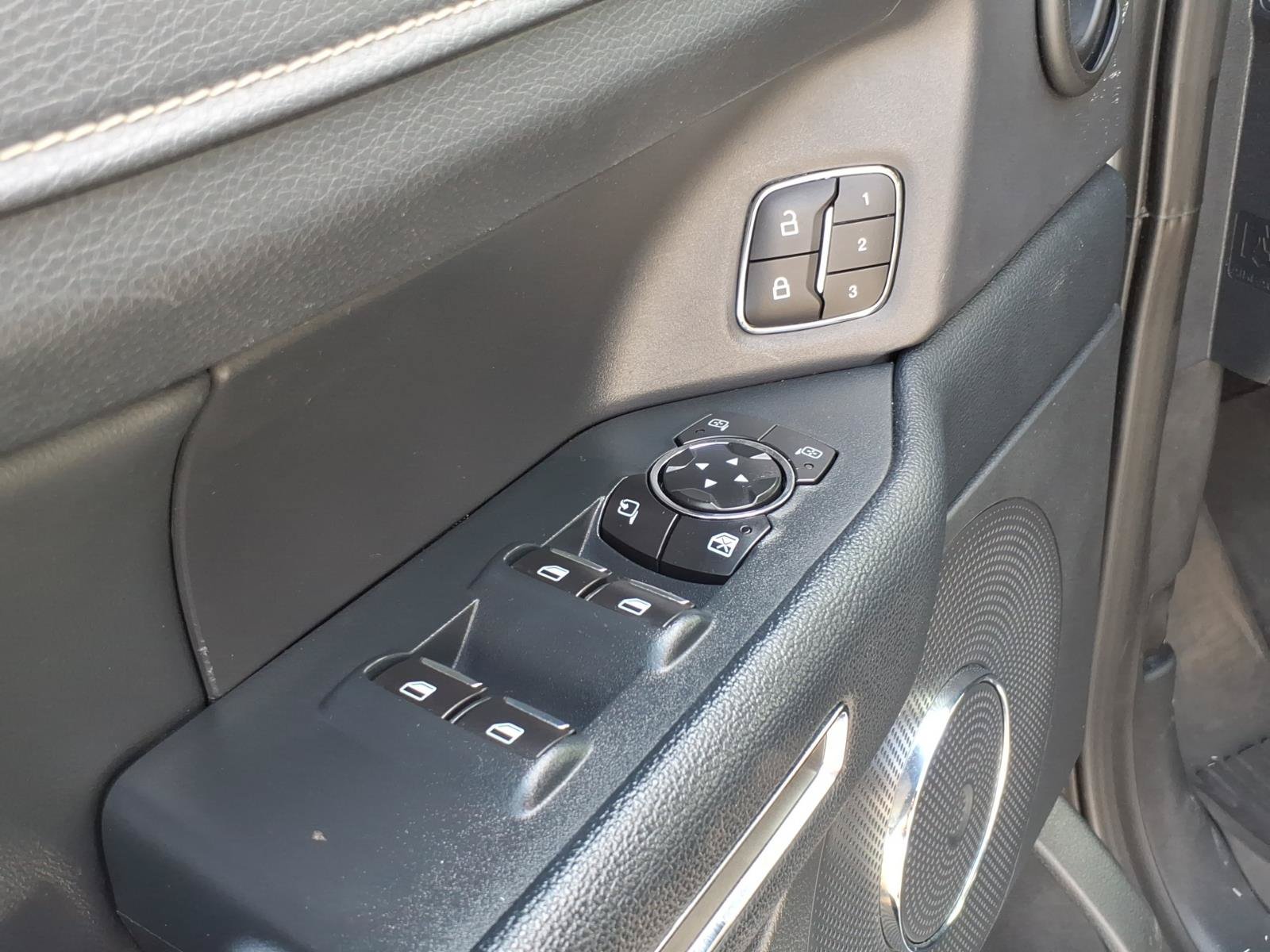 Used 2022 Ford Expedition Max XLT AWD/4WD image 18