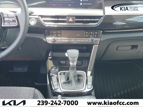 New 2026 Kia Seltos S FWD image 18