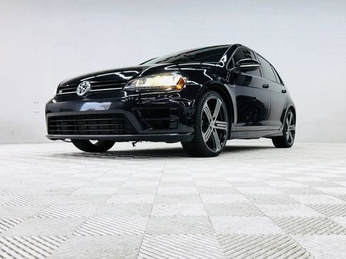 Used 2016 Volkswagen Golf R 4-Door image 6