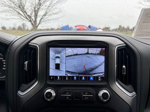 Used 2022 GMC Sierra 2500 Denali image 44