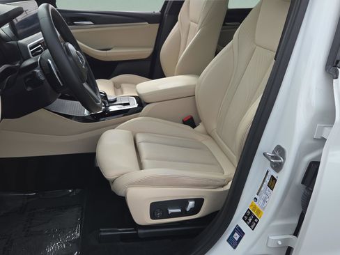 Used 2022 BMW X3 xDrive30i w/ M Sport Package 2 AWD/4WD image 9