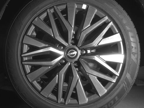 Used 2025 Nissan Altima 2.5 SV image 14