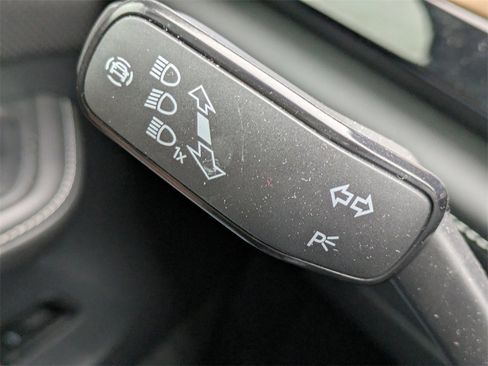 Used 2025 Volkswagen Atlas SE w/ Panoramic Sunroof Package image 30